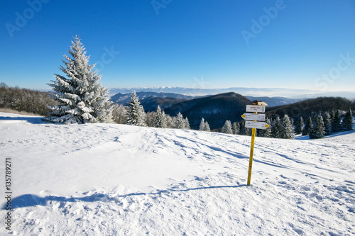 Winter landscape in Slovakia © kanuaq