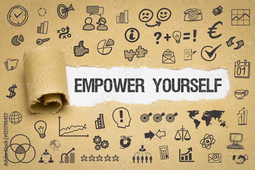 Empower Yourself / Papier mit Symbole photo