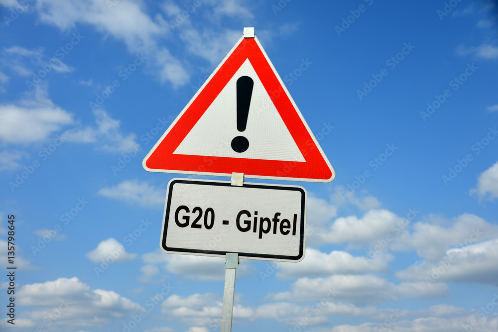 G20-Gipfel, Hamburg, 2017, Gipfeltreffen, Konferenz, Industrieländer, Schwellenländer, Hamburg, Messe, Polizei, Wirtschaft, Politik, Demonstrationen, Schild, Achtung, symbolisch