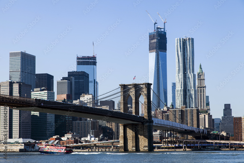 Obraz premium Brooklyn Bridge and Manhattan Skyline