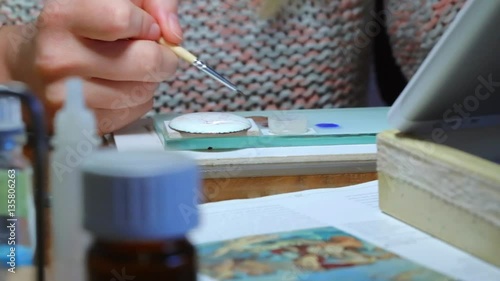 artist draws miniature dolly shot photo