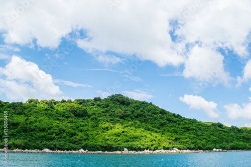 Obraz na płótnie Sea landscape with tropical island shore - the South China sea - Vietnam, Nha Trang bay w salonie