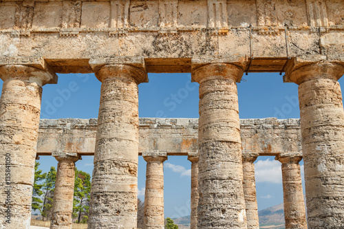 Ruins of the Greek temple in the ancient city of Segesta, Sicily © lic0001