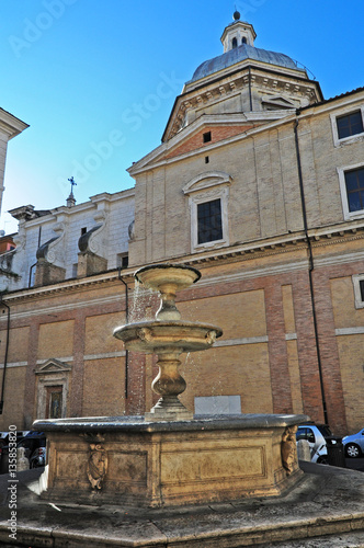 Roma, piazza e fontana della Madonna dei Monti photo