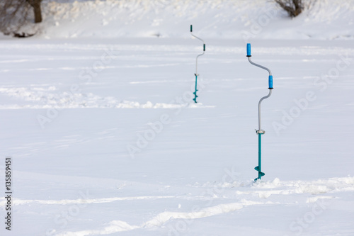 drill for ice - device for winter fishing
