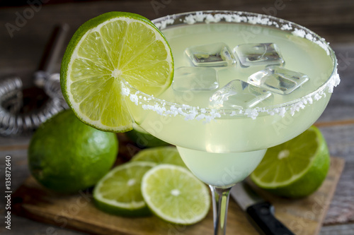 Classic Lime Margarita Drinks