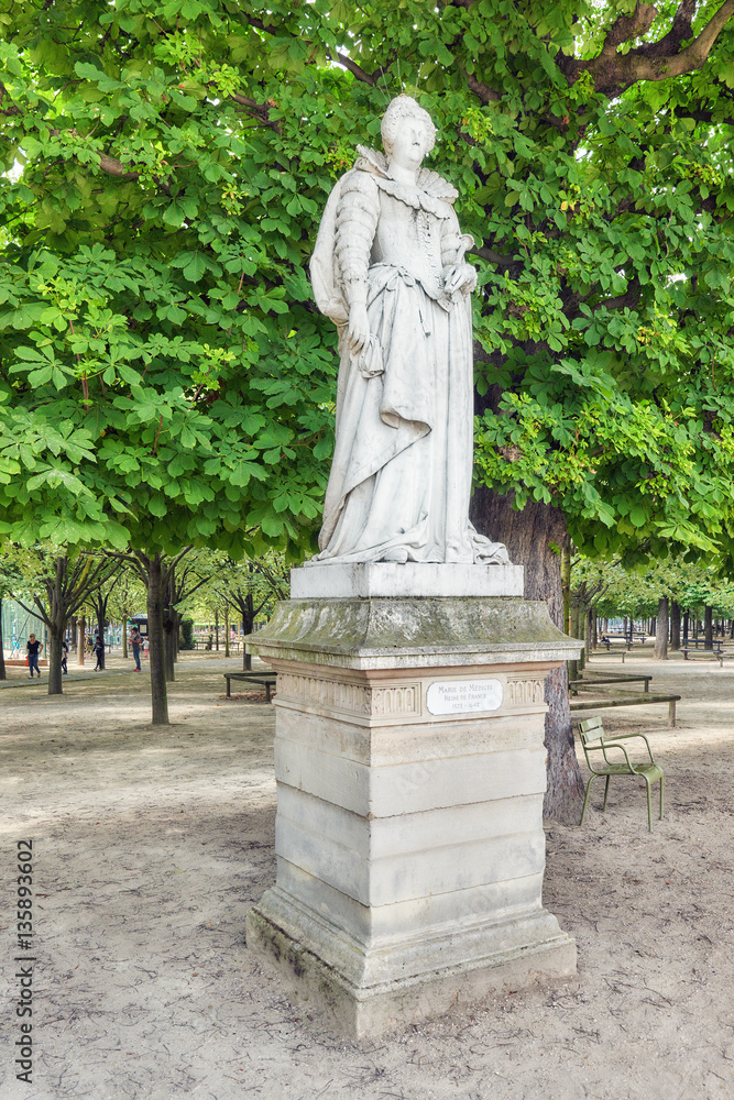 Statue of Marie De Medicis in Luxembourg park in Paris, one of t