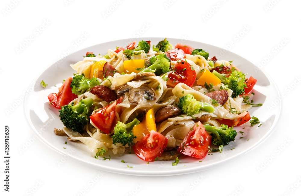 Pasta with meat, tomato sauce and vegetables Pasta with meat, tomato sauce and vegetables