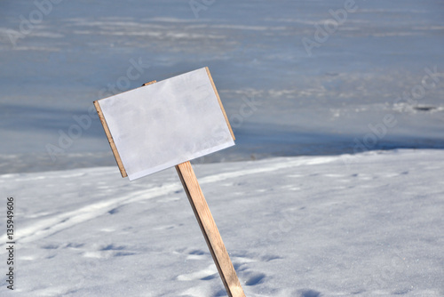 Schild am Eissee photo