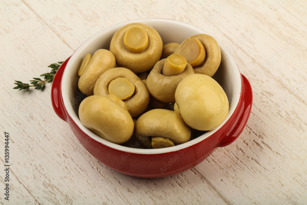 Marinated champignons Marinated champignons