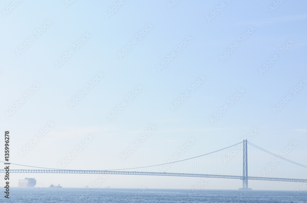 Obraz premium 海峡の街・明石浦