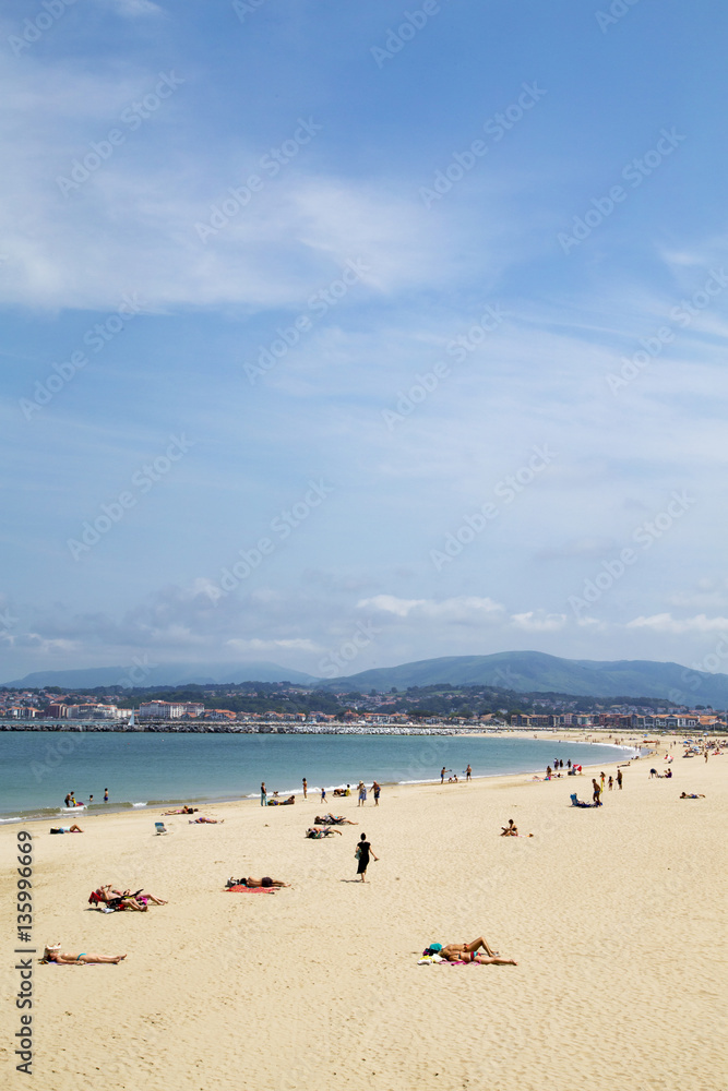 Obraz premium スペイン・バスク地方、オンダビリア(Hondarribia)の海岸