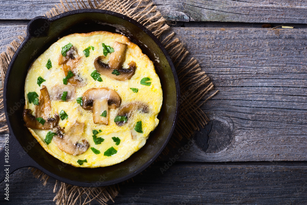 Scrambled eggs with mushrooms Scrambled eggs with mushrooms