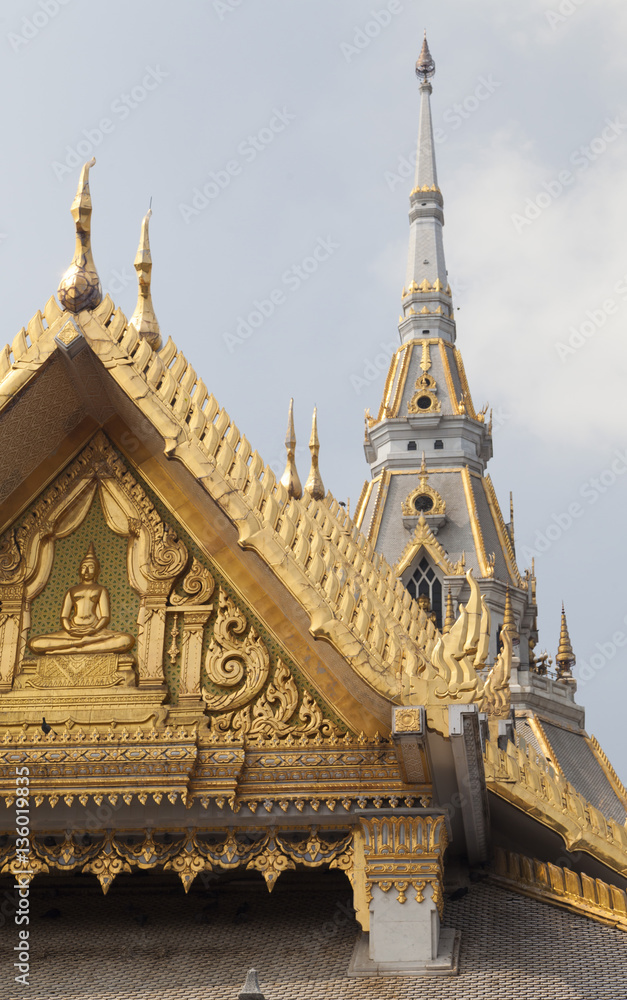 Fototapeta premium Beautiful Buddhist temple