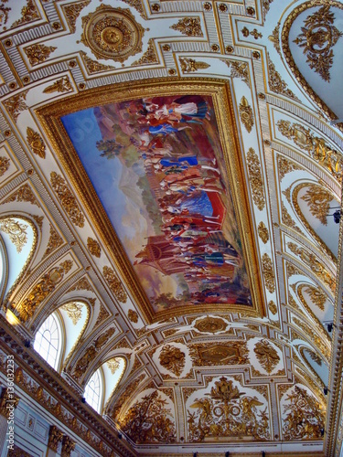 Reggia di Caserta, Sala del trono