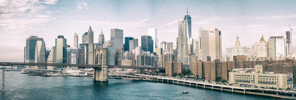 NEW YORK CITY - OCTOBER 22, 2015: Lower Manhattan skyline from M - obrazy, fototapety, plakaty 