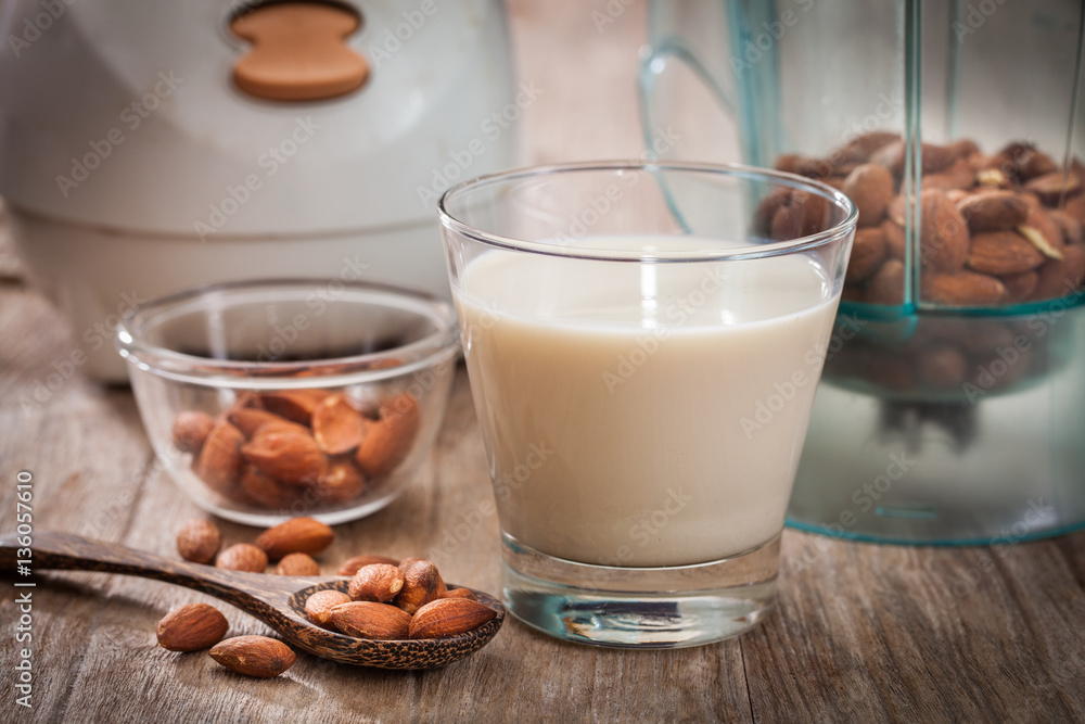 Almonds milk Almonds milk