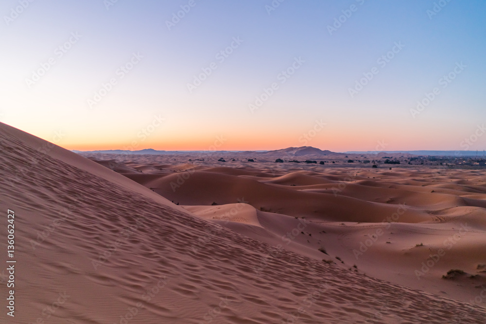 Naklejka premium Sahara Desert