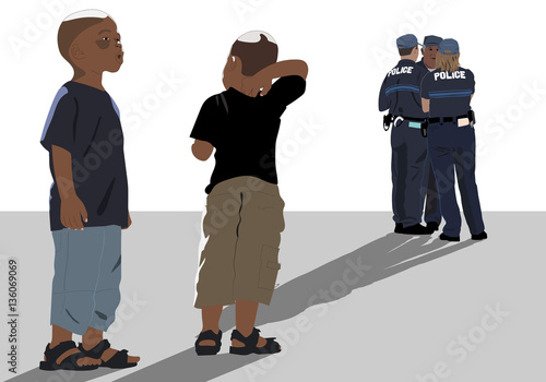 Buben auf der Straße und die Polizei