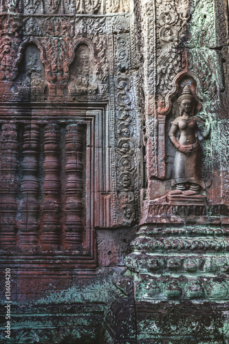 Carved structure and relief in Angkor Wat Temple © dzevoniia