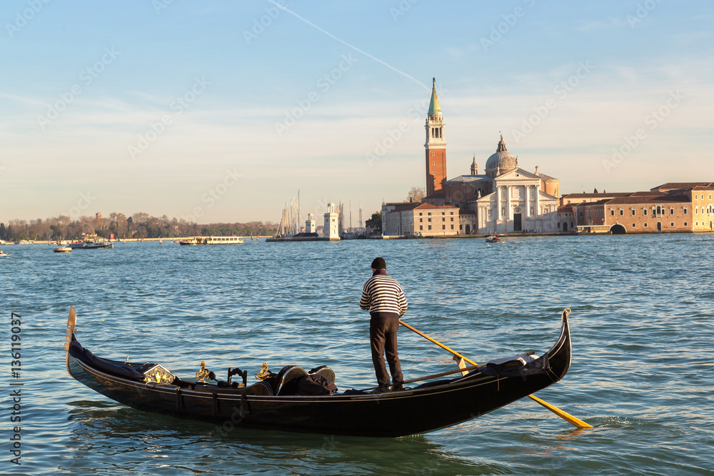 Obraz premium Gondola on Canal Grande in Venice