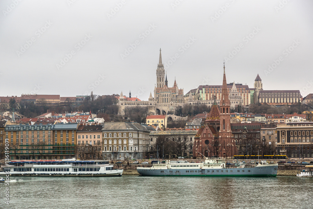 Fototapeta premium Cityscape of Budapest, Hungary