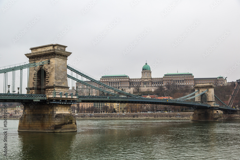 Obraz premium Chain Bridge in Budapest
