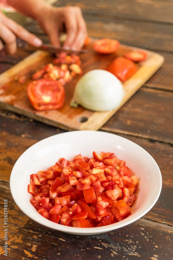 Tomates partidos en trozos, para hacer recetas Tomates partidos en trozos, para hacer recetas