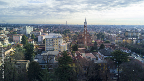 Limbiate vista aerea  parrocchia di San Giorgio  chiesa  abitazioni strade e vie del centro. Milano  Italia