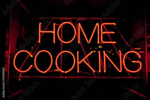 Home cooking neon sign