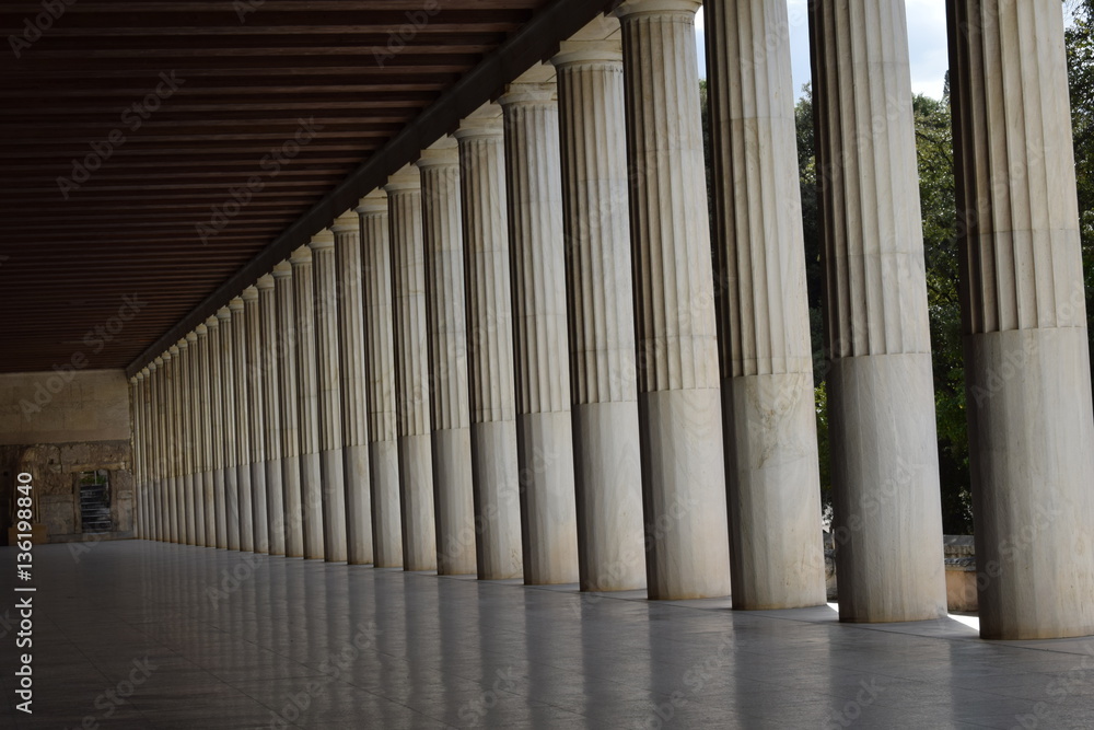 Fototapeta premium Colonnade