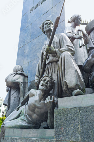 The sculptures of Gaydamaks on Shevchenko Monument in Kharkiv, Ukraine photo