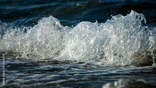 Wallpaper Mural Wave on the beach. Torontodigital.ca