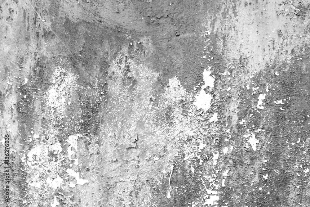 Fototapeta premium Wall fragment with scratches and cracks