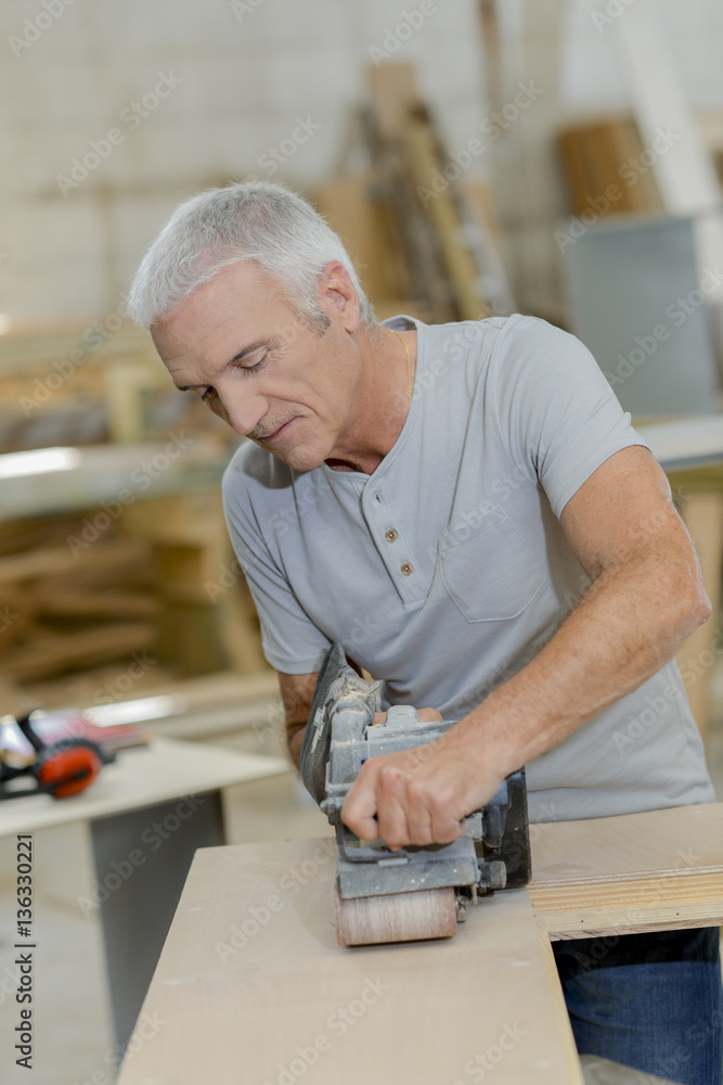 Using a belt sander Using a belt sander