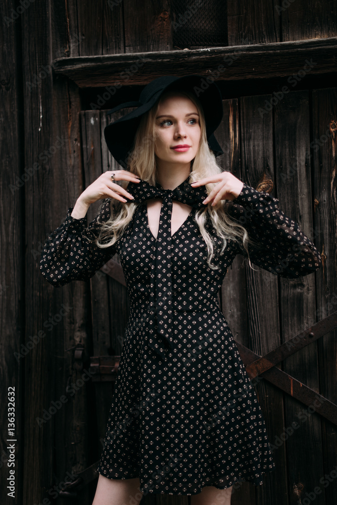 Girls black hat best sale