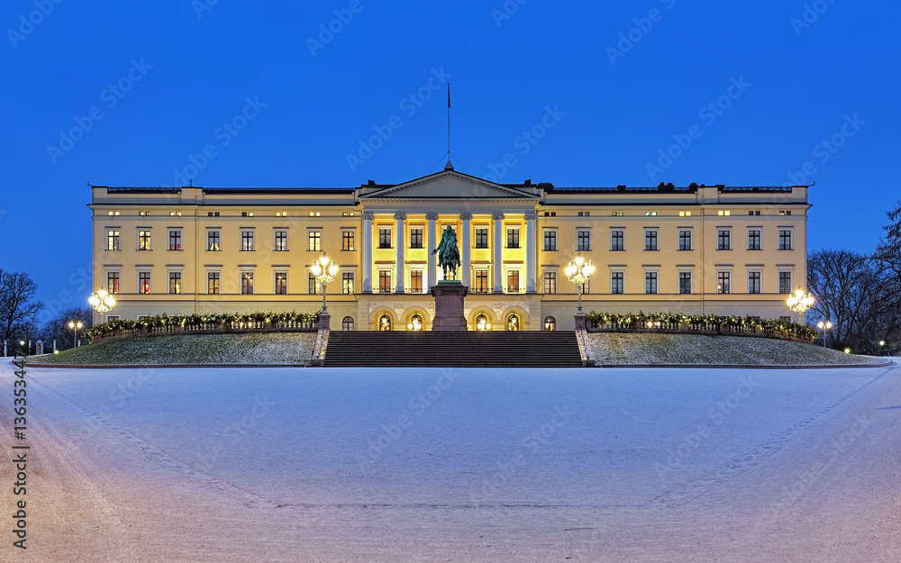 Royal Palace and equestrian statue of Karl XIV Johan in Oslo in dusk, Norway