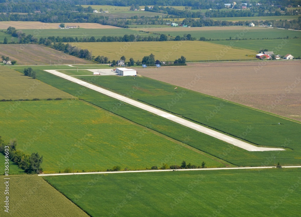 Obraz premium aerial view of a rural airport near Leamington Ontario Canada