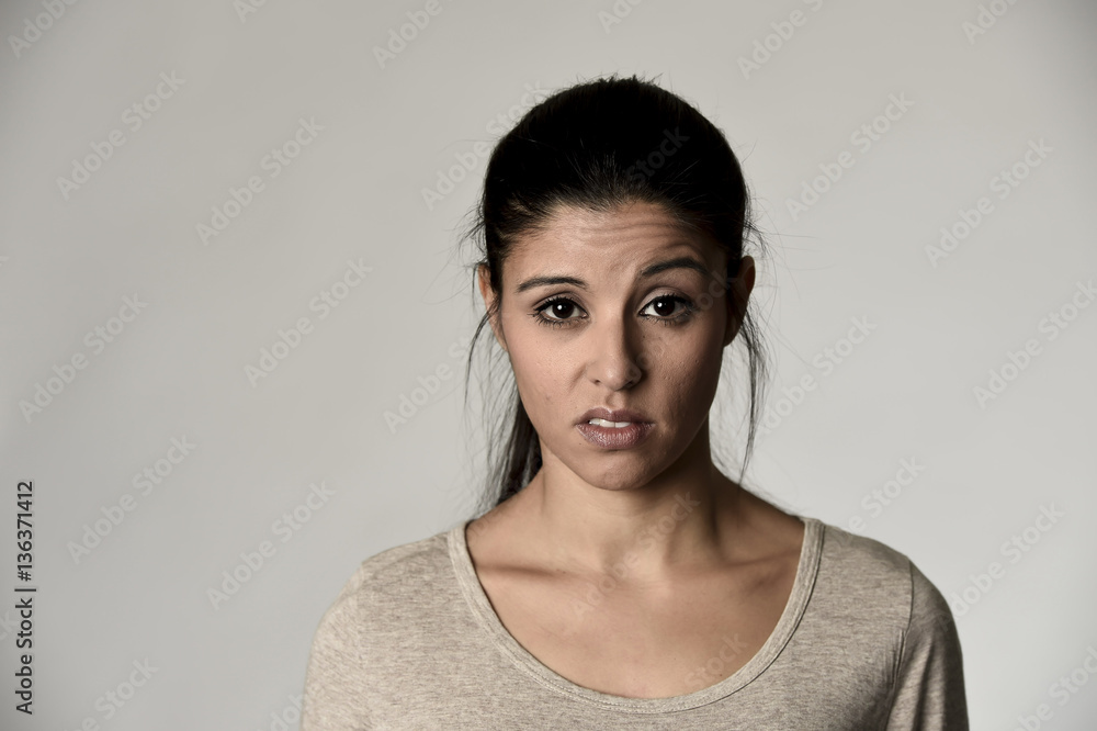 Foto de beautiful arrogant and moody spanish woman showing negative