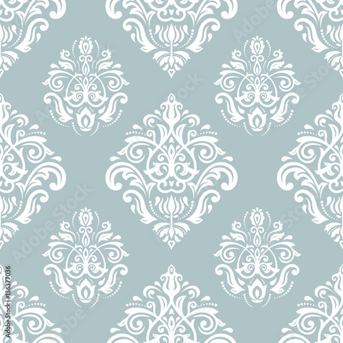 Seamless classic vector blue and white pattern. Traditional orient ornament. Classic vintage background