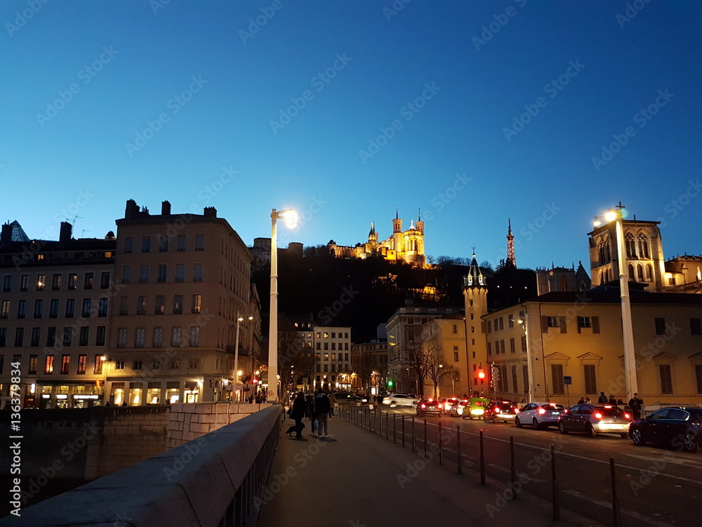 Lyon la Nuit