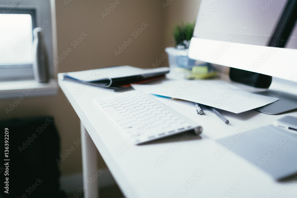 Computer desk with keyboard Computer desk with keyboard