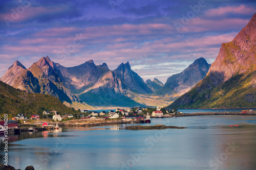 Billede på lærred Panoramic view of the fishing village of Reine with dramatic sky