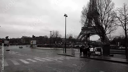 Cinemagraph Eiffel tower Paris