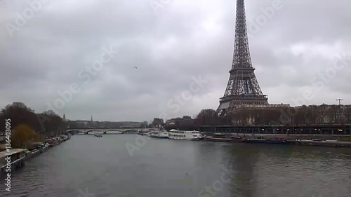 Cinemagraph Eiffel tower Paris