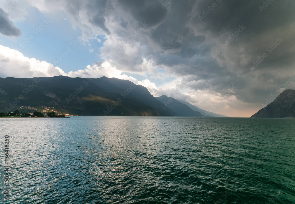 Obraz premium Dramatic view of famous Garda Lake (Lago di Garda), Italy.