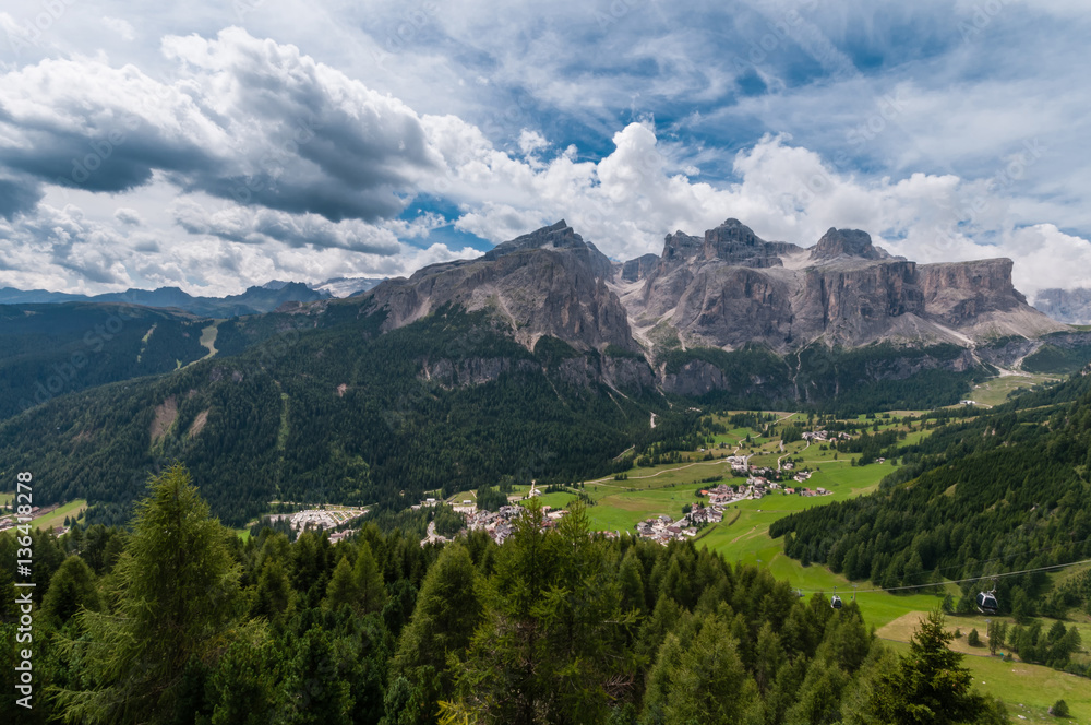 Obraz premium The Sella Group, a plateau shaped massif in the Dolomites, Italy