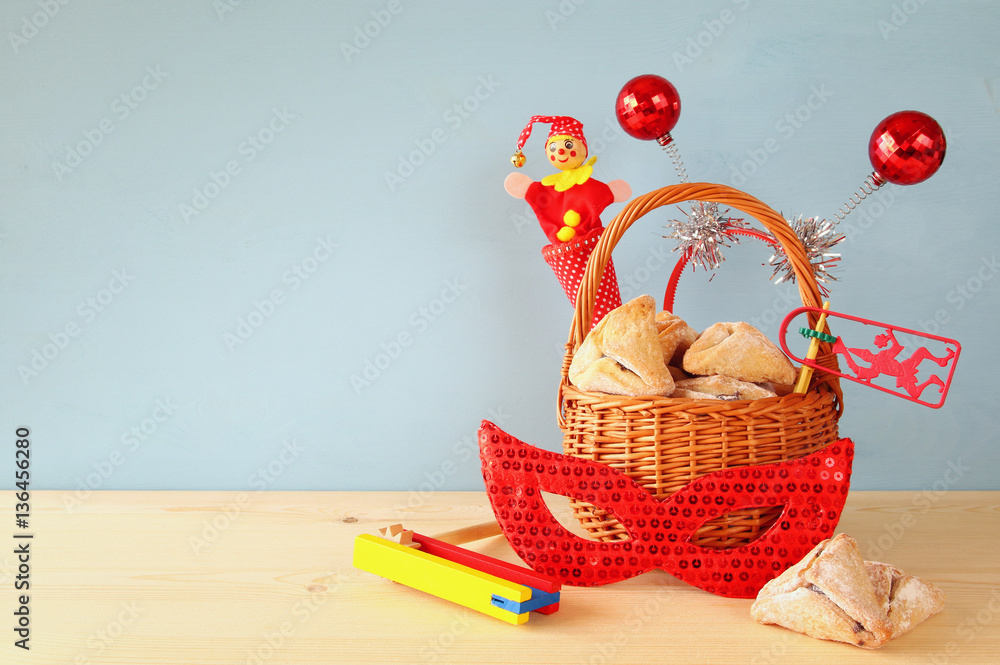 Obraz premium Purim celebration concept (jewish carnival holiday)