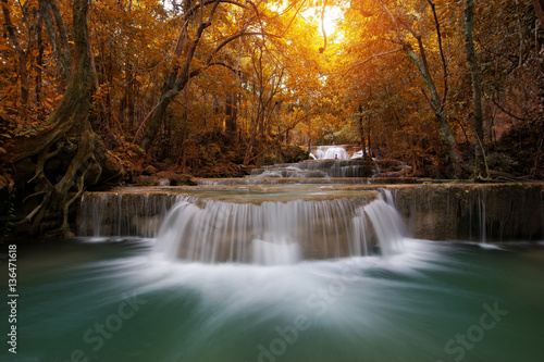 Fototapeta Naklejka Na Ścianę i Meble -  Amazing waterfall