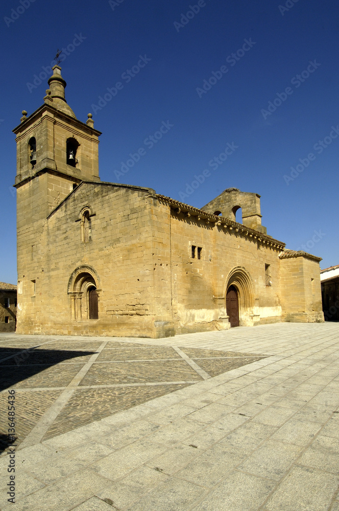 Romnesque church of El Salvador (XII century), Tirgo, La Rioja